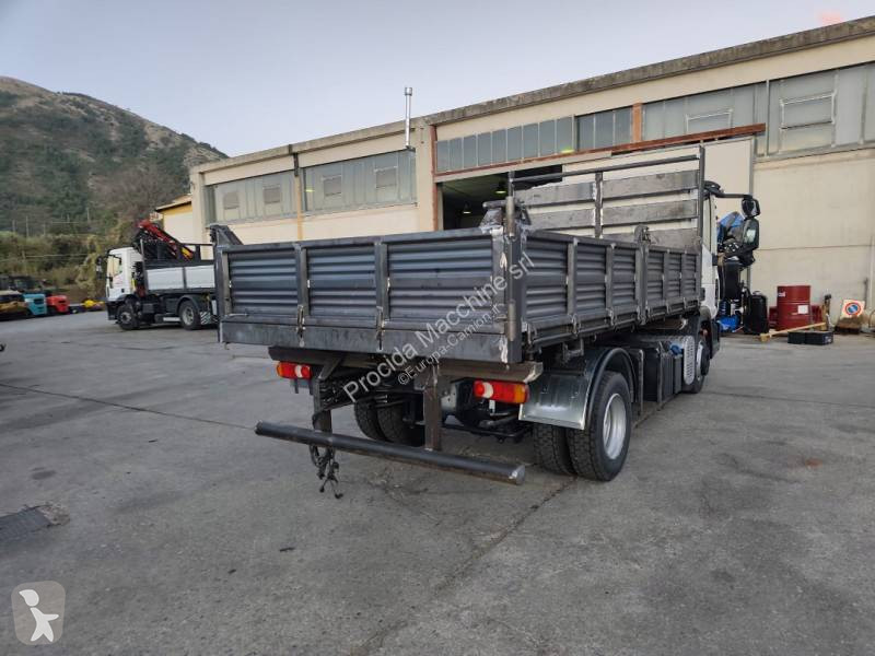 Iveco 100 E 18 truck