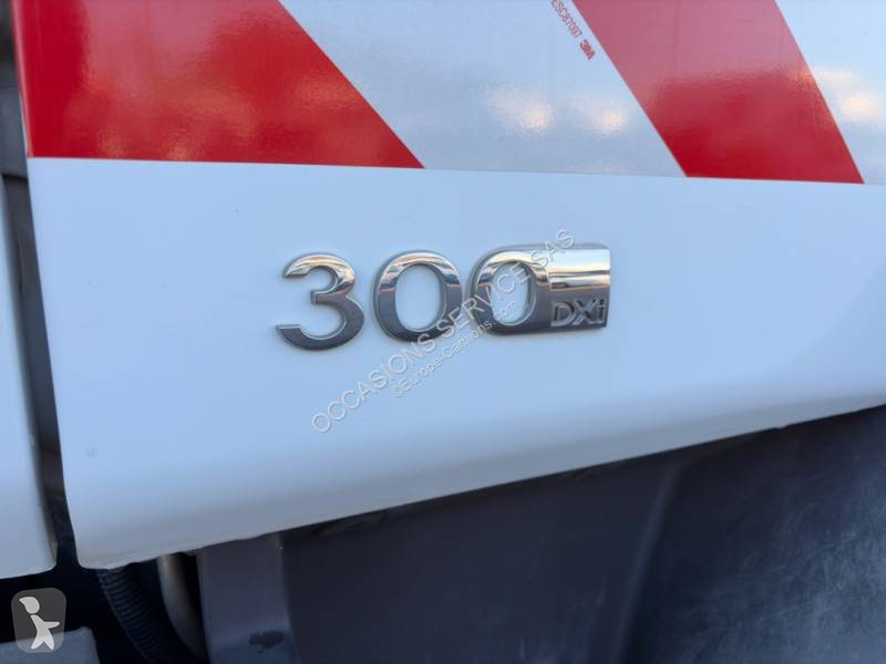 Kamion Renault 300.16