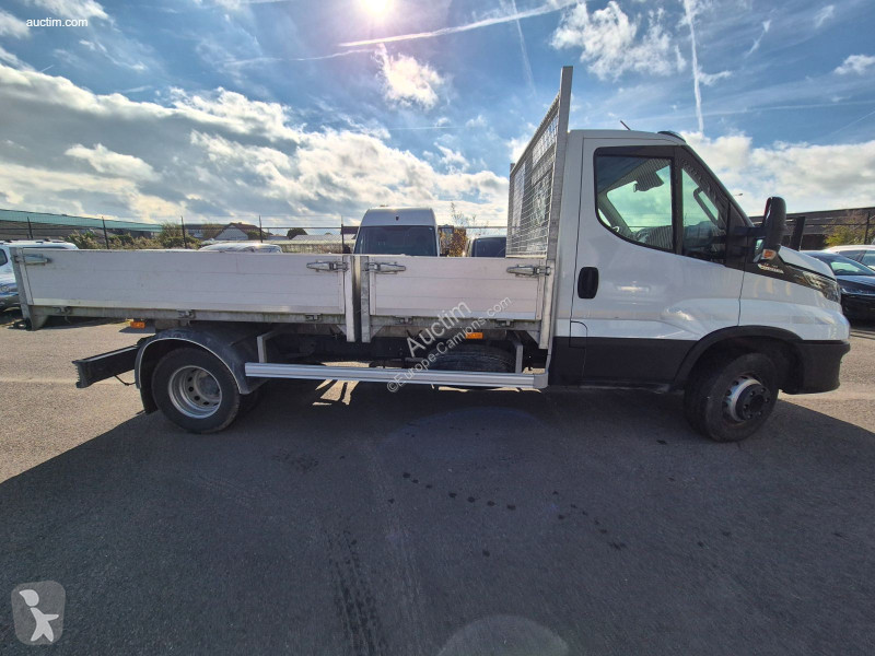 Iveco daily  truck