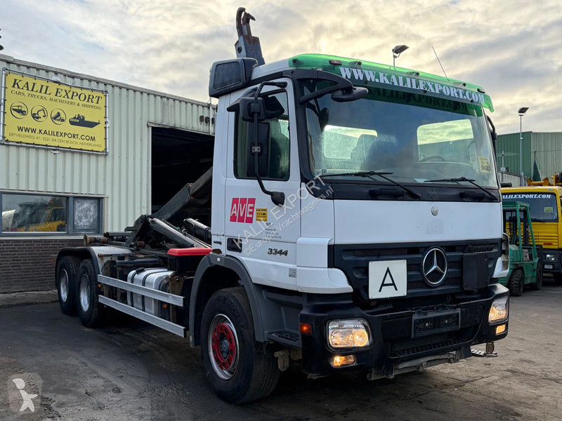 Kamion Mercedes 3344 Multilift - 6x4 - Big...