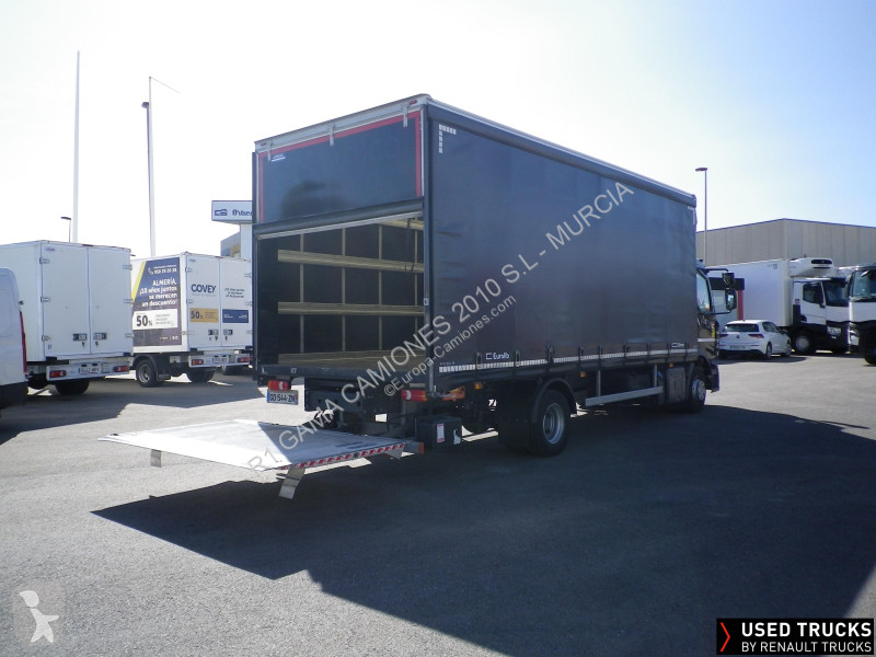 Lastbil Renault D Wide