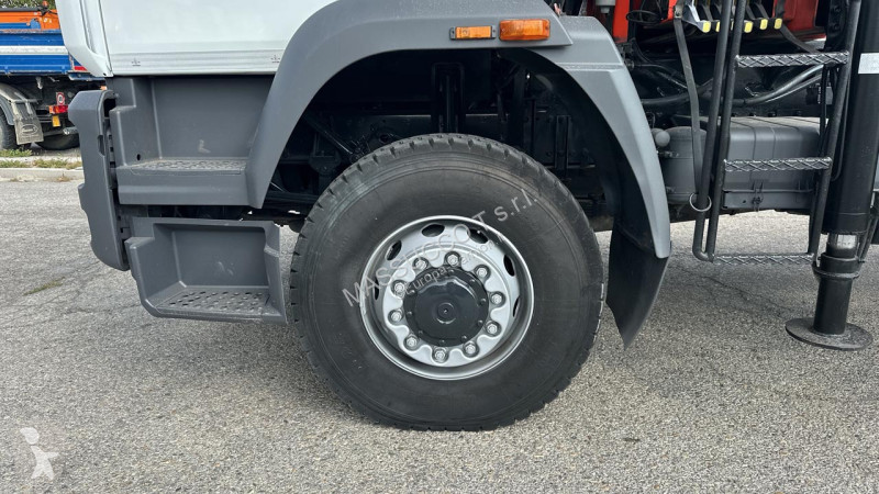 MAN LE280B 4x4 truck