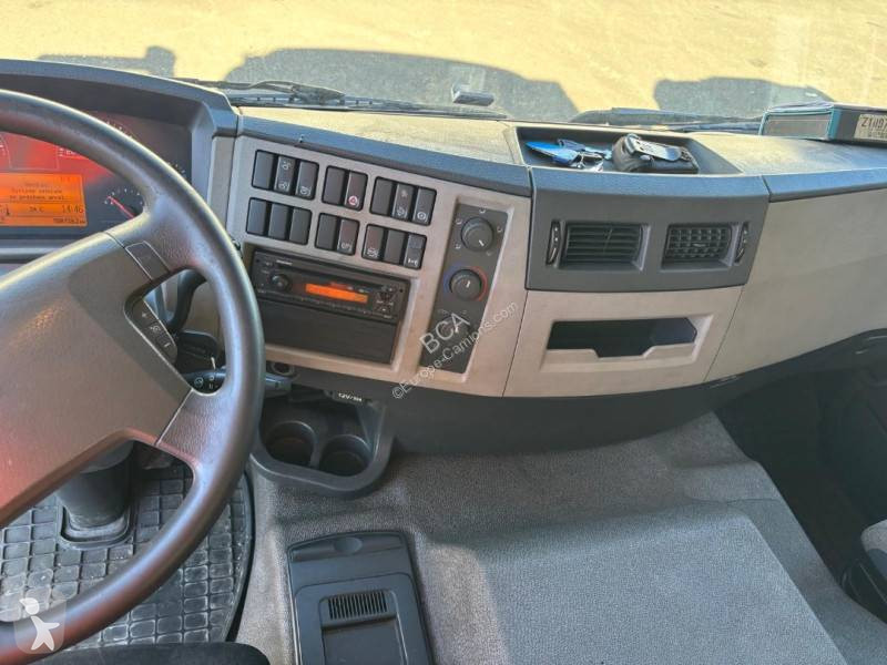 Lastbil Volvo 320