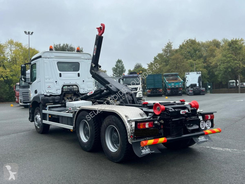 Kamion Mercedes 2643