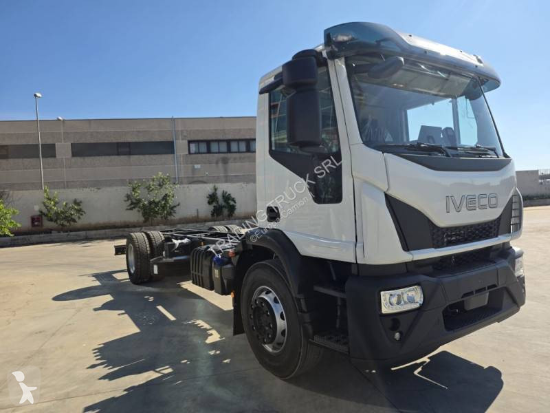 Lastbil Iveco 180 E 28