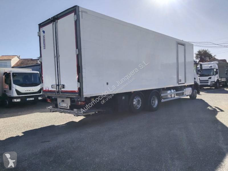 Kamion Mercedes 2535 L