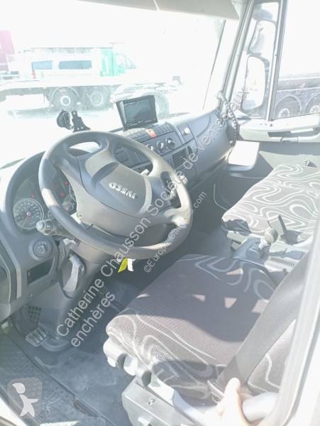 شاحنة Iveco