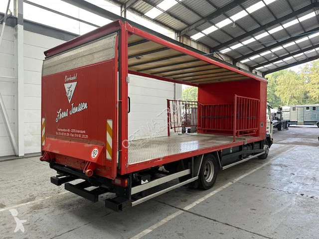 Volvo 220 / MANUAL / AIRCO truck