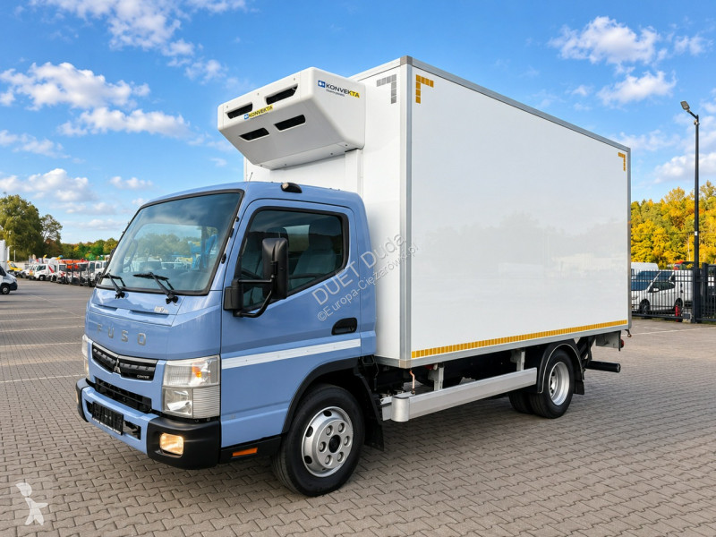 Kamion Mitsubishi 7C18 3.0/180 KM Chłodnia Mroźnia
