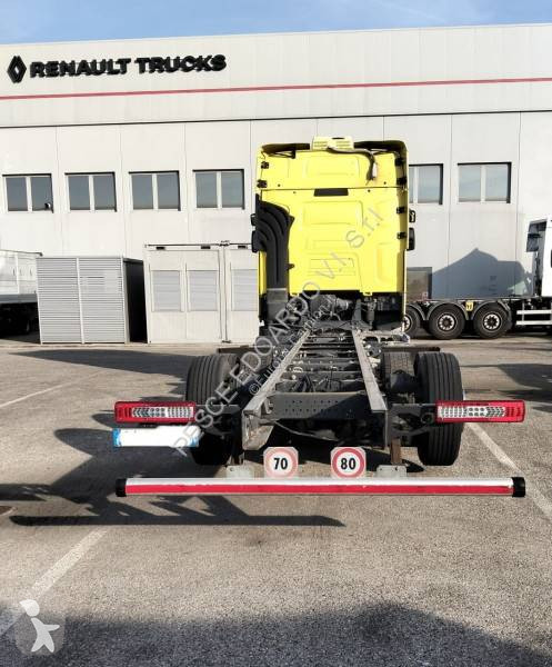 Kamion Renault 480 P6X2 E6
