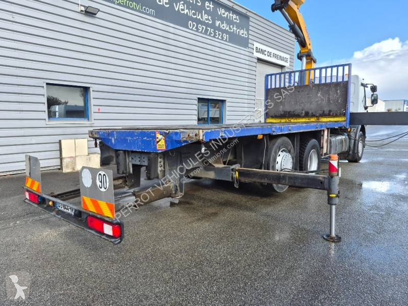 Renault 370 DXI truck