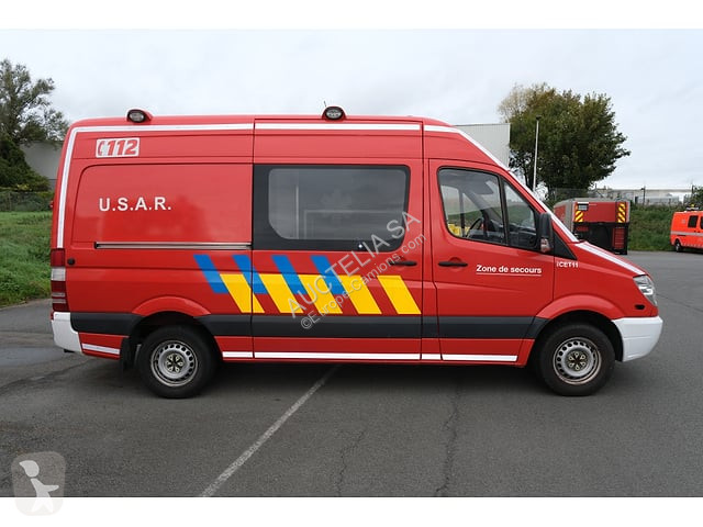 شاحنة Mercedes 318 CDI-D