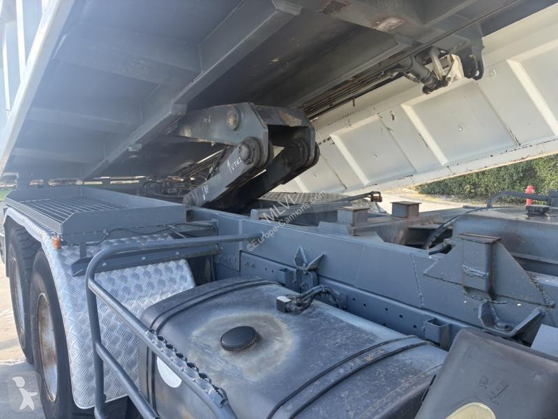 Kamion Renault 320 DCI