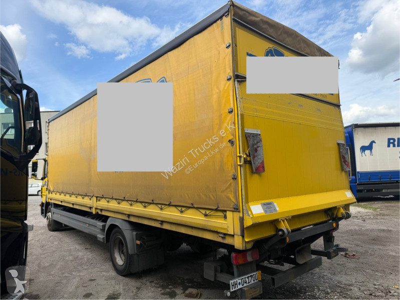 Mercedes 1218 truck