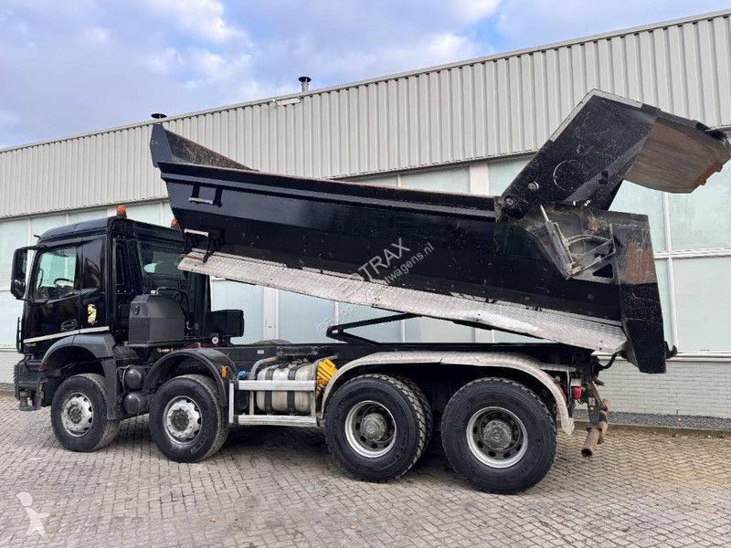 Kamion Mercedes AROCS 3246 8X4 TIPPER