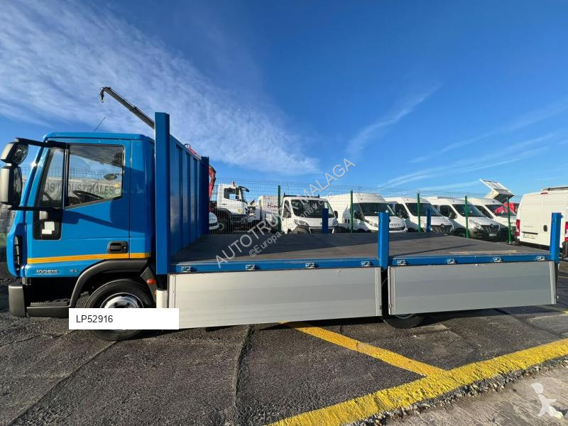 Iveco EuroCargo 100 truck