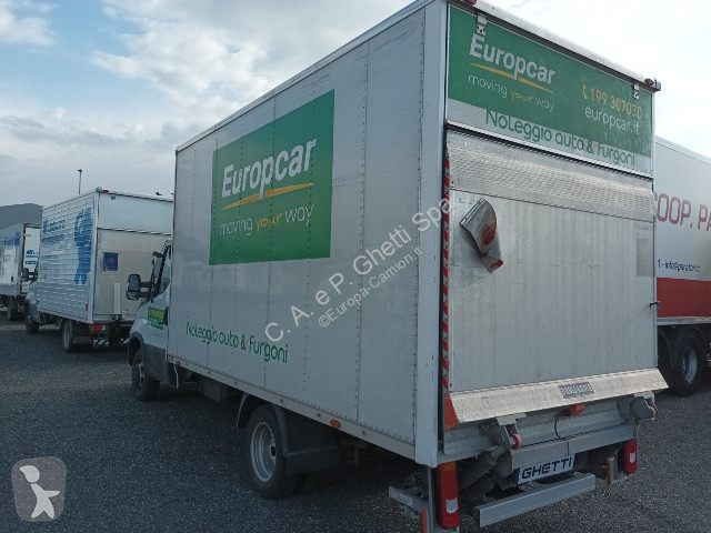 Iveco Daily 35C14 truck