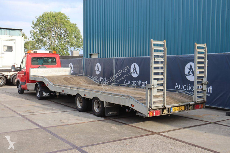 Iveco  35C18 truck