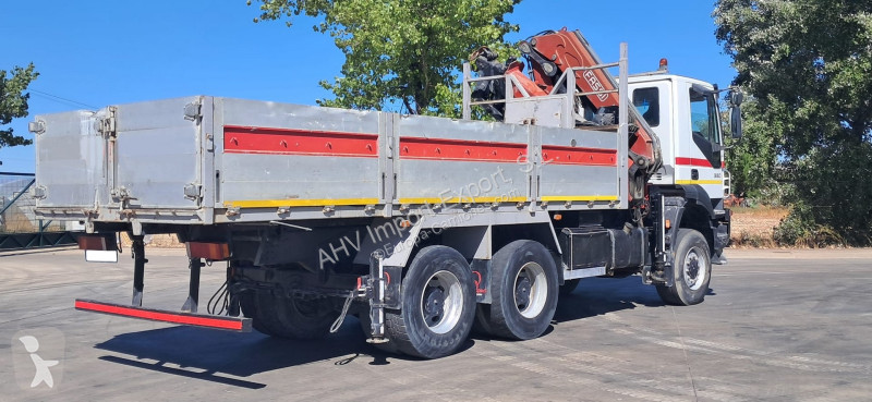 Iveco 380 truck