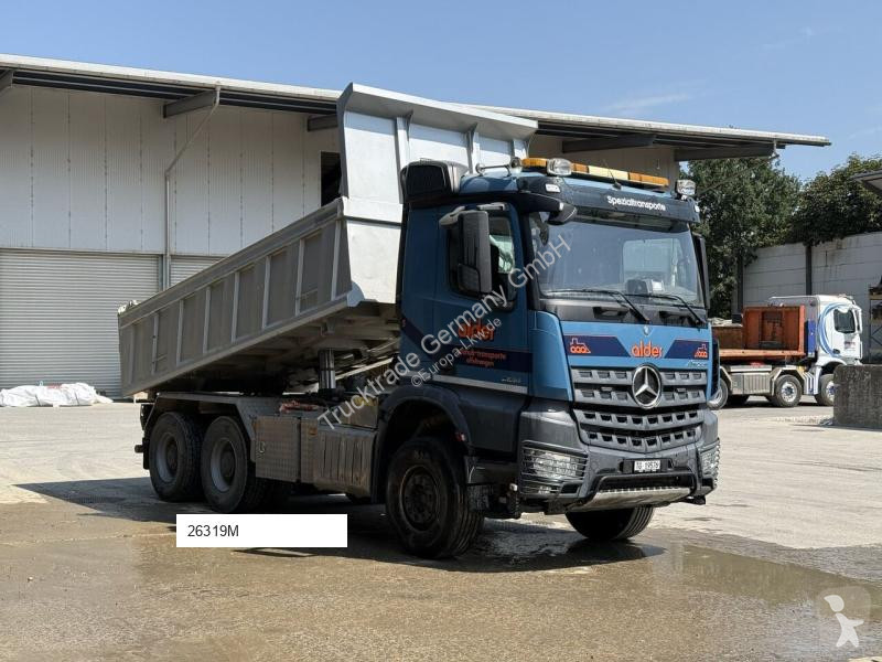 Kamion Mercedes 2851 6x4