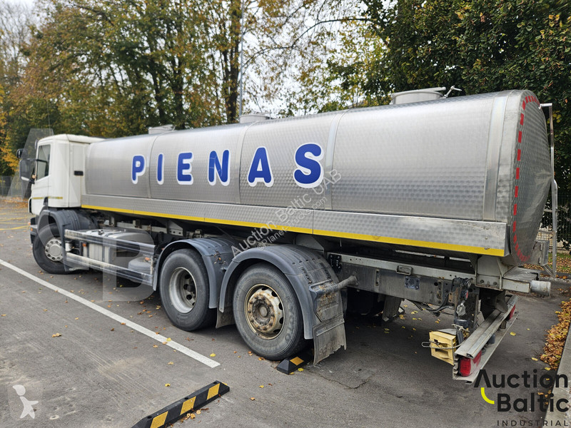 Kamion Scania 400