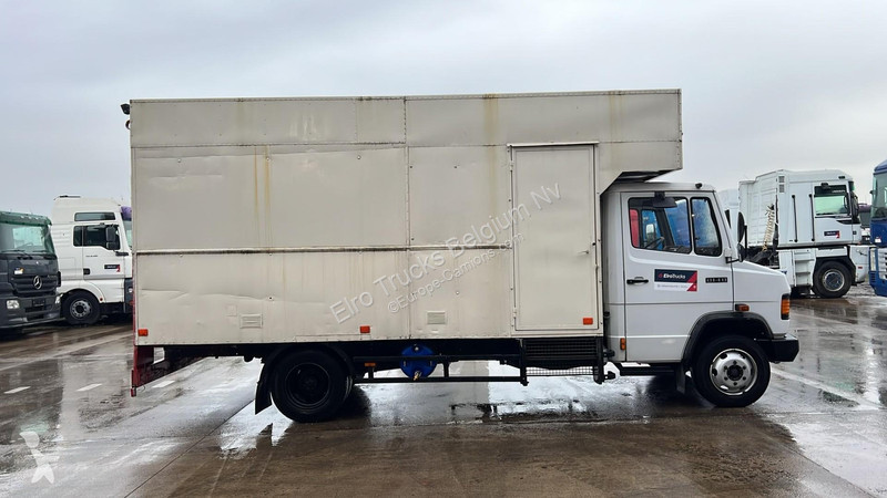 Kamion Mercedes 814 (POMPE MANUELLE / MANUAL...