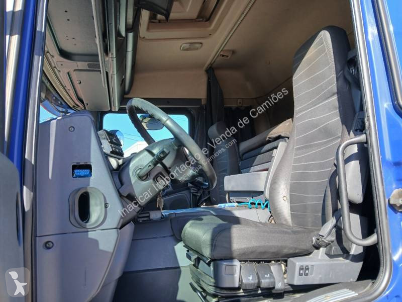 شاحنة Scania 320