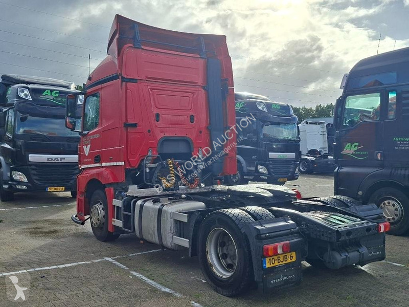 Mercedes actros 1942 truck