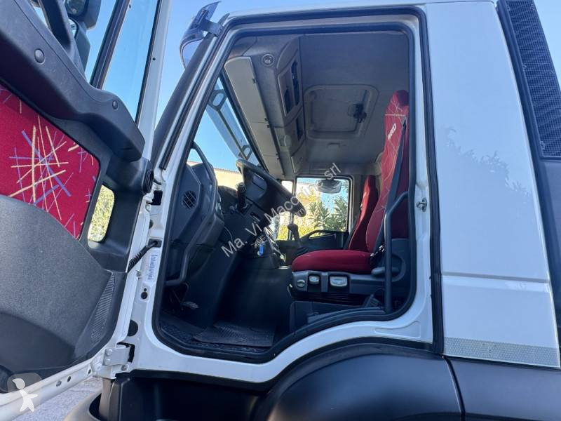 Kamion Iveco 260 E 31