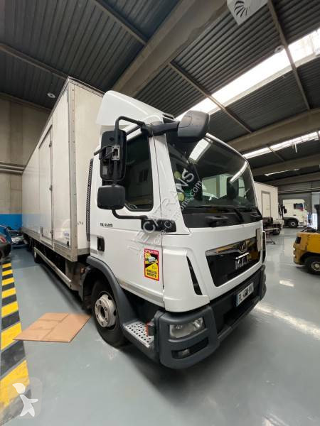 MAN 12.220 truck