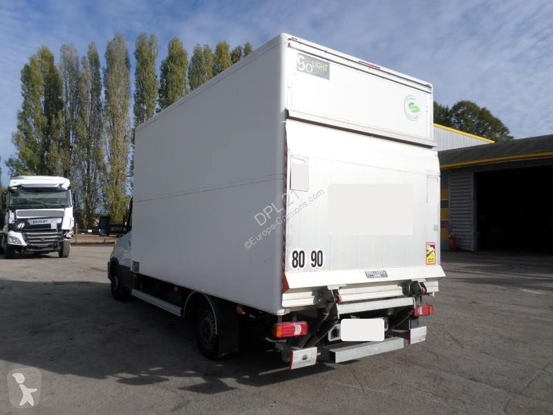 Kamion Iveco 35S14N