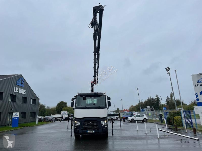 Kamion Renault 440