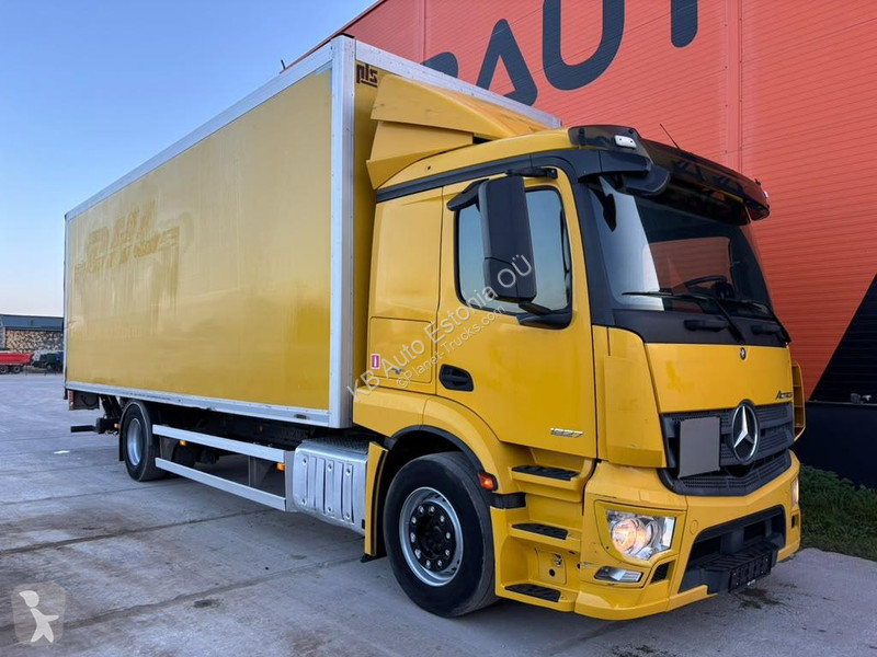 شاحنة Mercedes 1827 4x2 LOW MILEAGE ! / BOX...