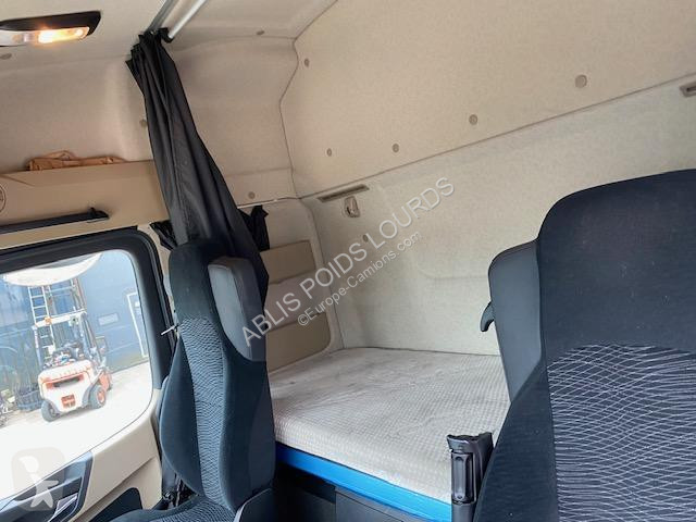 Mercedes 1845 truck