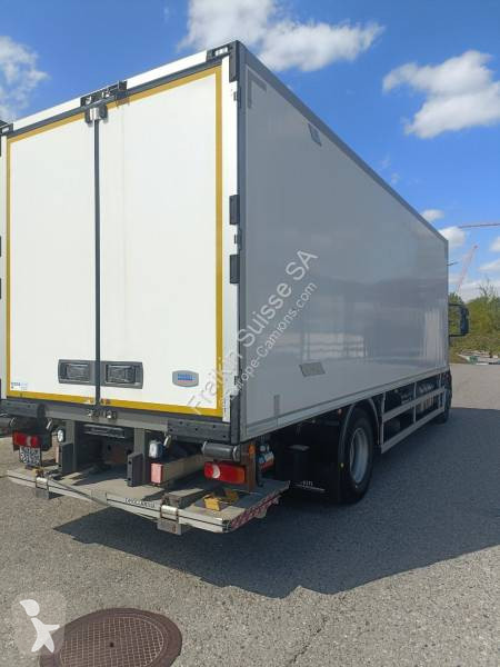 Kamion Iveco 180E32