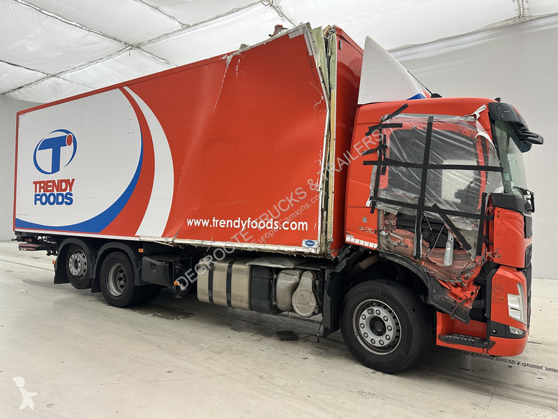 Kamion Volvo 420 - 6x2