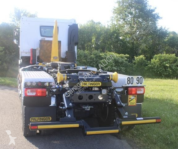 شاحنة DAF 8X4 C 480 FAD