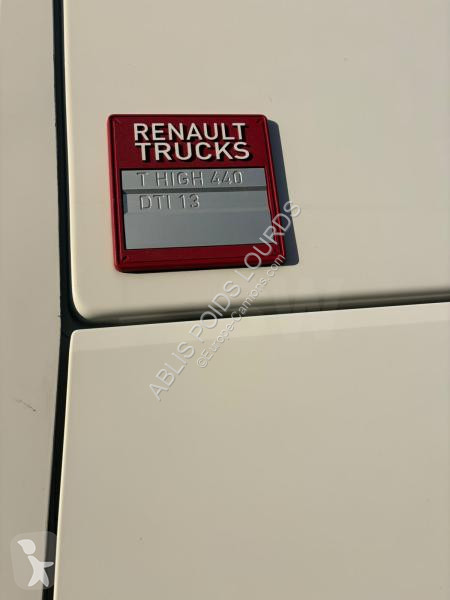 Teherautó Renault 440