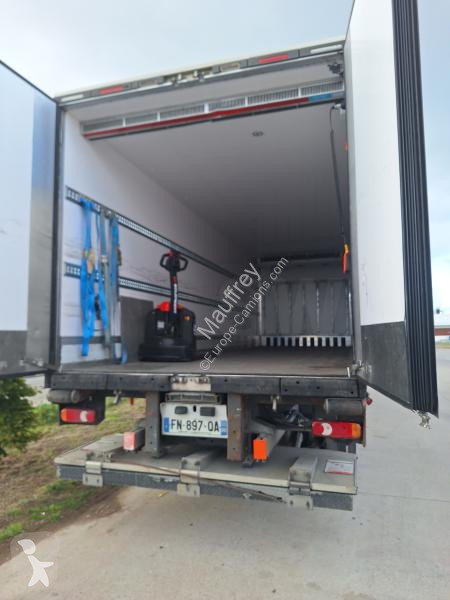 Teherautó Iveco