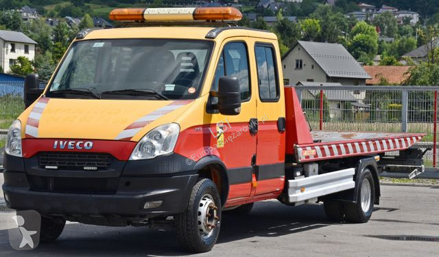 Veículo utilitário Iveco DAILY 70C17...