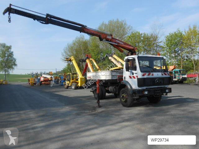 Kamion Mercedes Allradkipper mit Kran MB AK