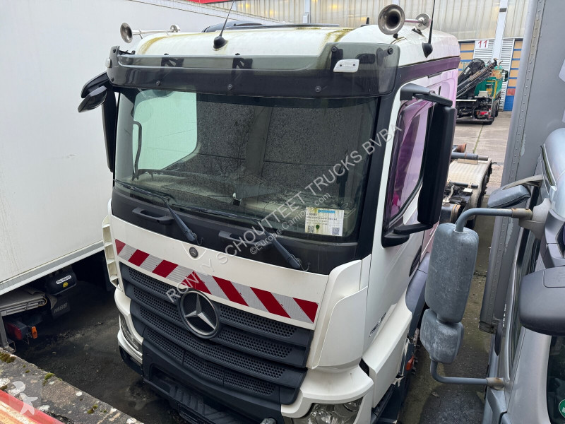 Kamion Mercedes Actros 2548 L 6x2,...