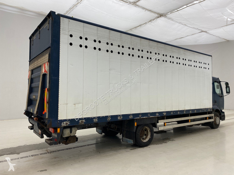 Kamion Renault 220 DCi