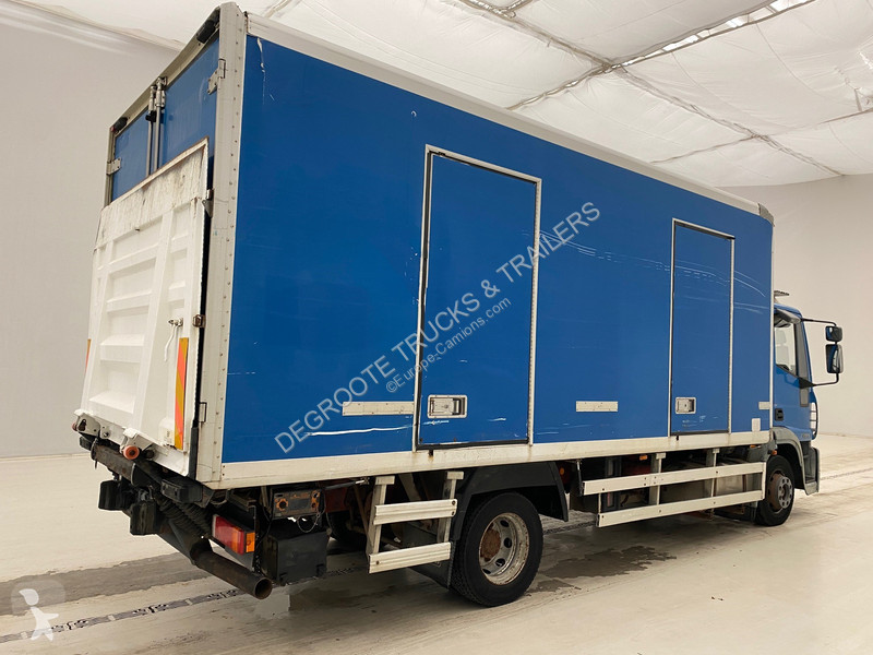Camion Iveco EuroCargo 120E18