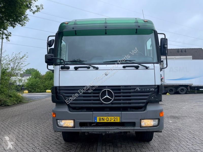 Camião Mercedes ACTROS 4140 8X4 EURO 3 / VACUUM