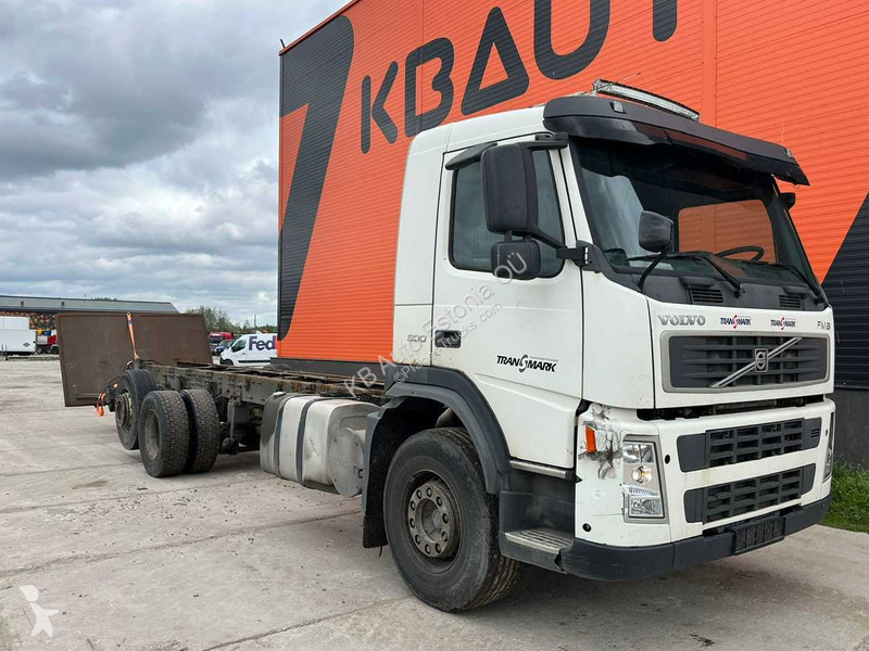 Kamion Volvo 9 300 6x2 CHASSIS L=8779 mm