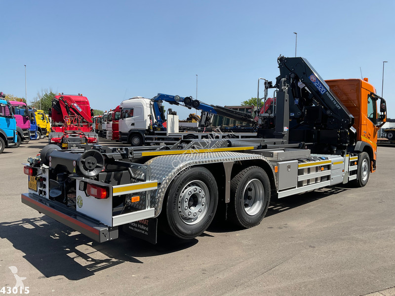 Camion Volvo 430 HMF 23 Tonmeter laadkraan