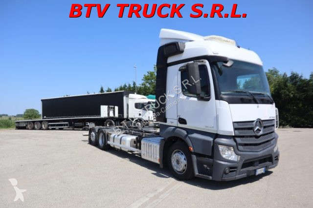Camion Mercedes 25 42 MOTRICE 3 ASSI A...
