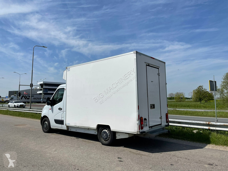 Kamion Renault MASTER 3T5 - Frigo