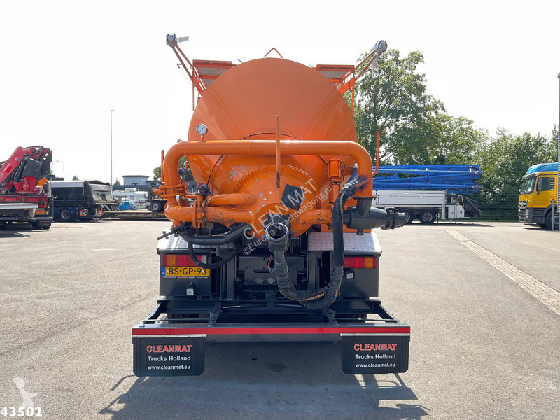 Vrachtwagen DAF FAX 85  340 Droge stoffen blaas...